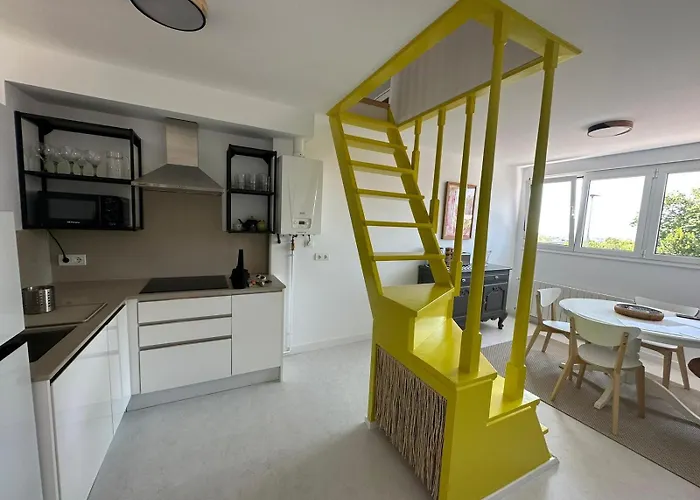 Design Apartment With Garage