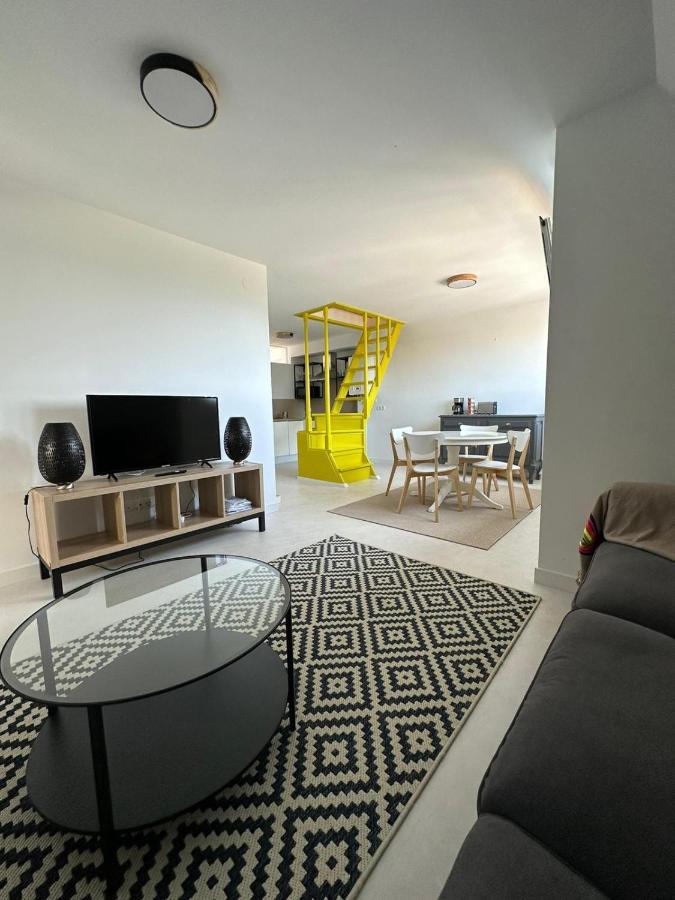 Apartment Design With Garage *